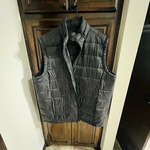 St. John’s Bay Black Puffer Vest Mens 3XLT Tall Quilted Zip Winter Jacket